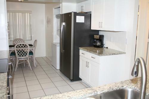 Absolute Anna Maria Two-bedroom Apartment