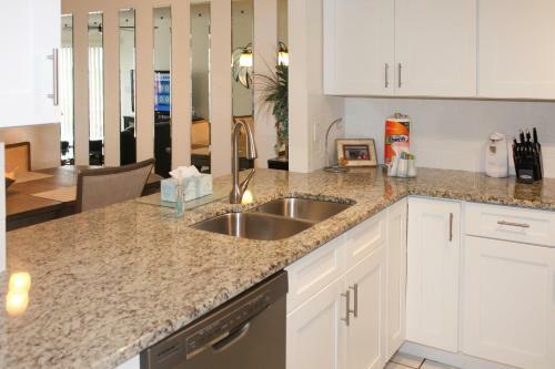 Absolute Anna Maria Two-bedroom Apartment