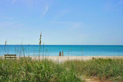Absolute Anna Maria Two-bedroom Apartment