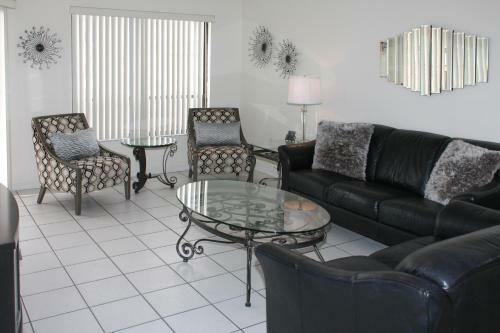 Absolute Anna Maria Two-bedroom Apartment