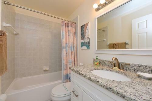 Absolute Anna Maria Two-bedroom Apartment