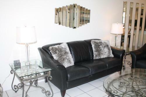 Absolute Anna Maria Two-bedroom Apartment