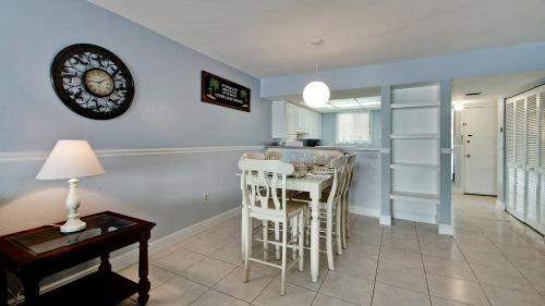 Apartamento Runaway Bay 242 - 1418878 Condo
