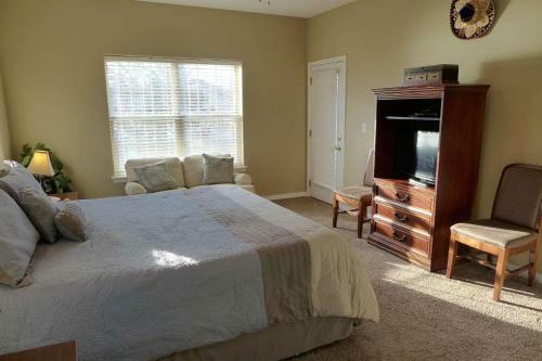 Indian Point 3 King Bedrooms Condo