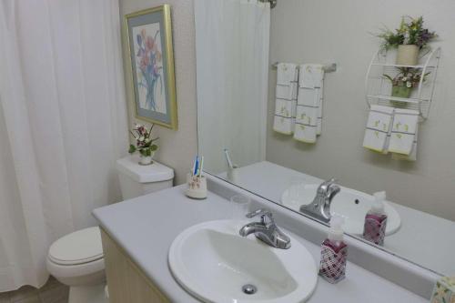 Fall Creek 2bdr Condo (34-29)