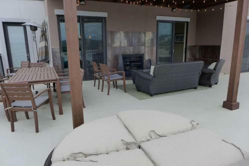 Special K's Roof-top Condo