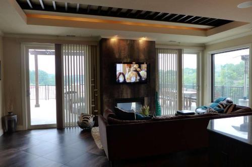 Special K's Roof-top Condo