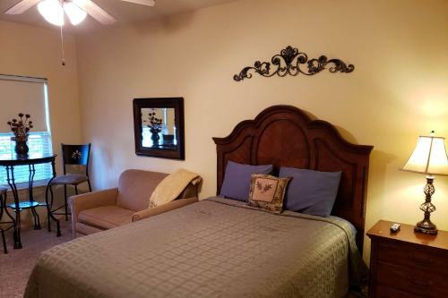 Royal Links At 1000 Hills Walk-in Two Bedroom