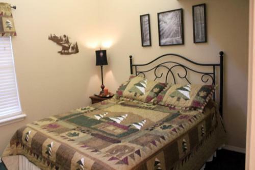 Fall Creek 4bdr Condo (42, 9&10)