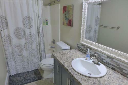 Fall Creek Two Bdr Condo (61-21)