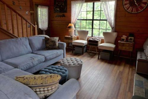 Cabin Court Four-1