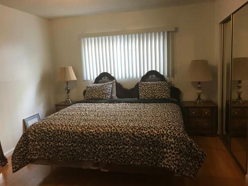 Apartamento Huge 2bd/2 Bath. Apt. Fully Furnished In Burbank