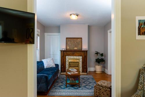 Wonderful West Side Entire House