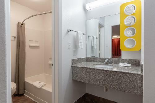 Hotel Studio 6 Bryan, Tx - Texas Avenue