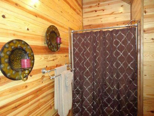 Sundance Trail Cabin Broken Bow Cabin