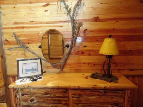 Sundance Trail Cabin Broken Bow Cabin