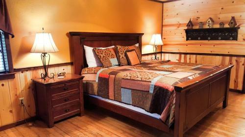 Red Dirt Lodge Broken Bow Cabin