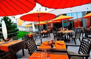 Hotel �telia