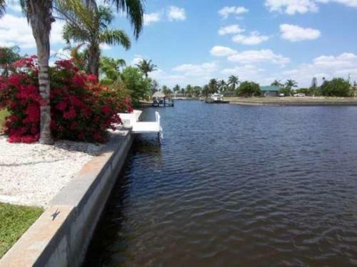 Canal_point