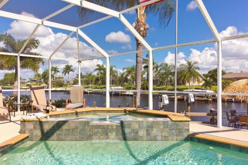 Cape Coral Waterfront Serenity