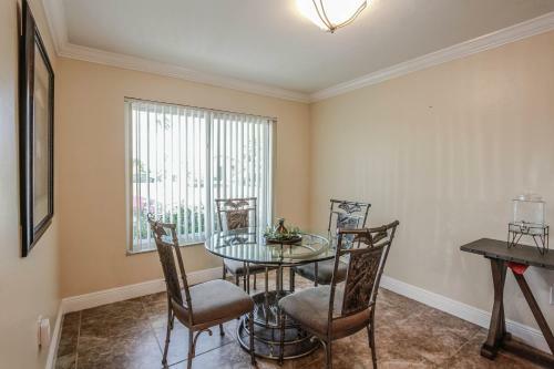 Apartamento Seatuit Condominiums