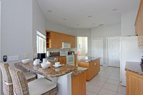 Waterfront Villa Id5218