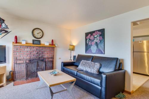 Beaches Inn | Buccaneer Bay Bungalow