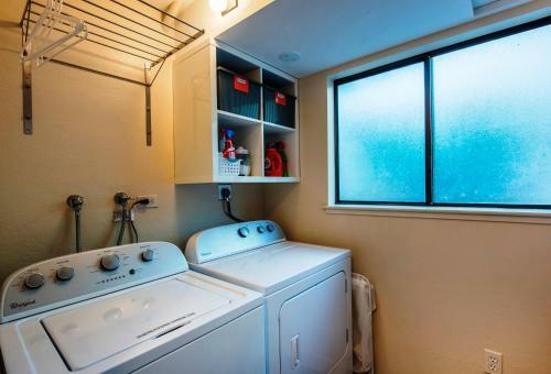 Perfect Landing - Two Bedroom Home - 3689