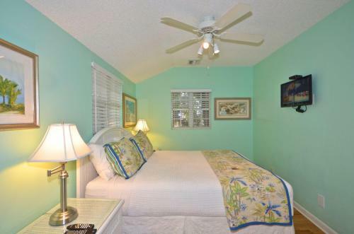 Duval Street Retreat