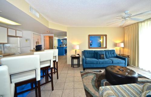 Sunrise Suites Big Kahuna Suite #202