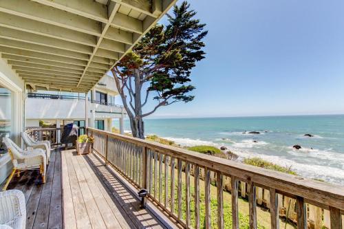 Oceanfront Delight