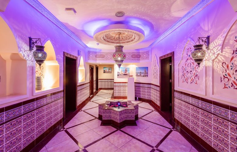 Hotel Holiday Inn Al Qasr