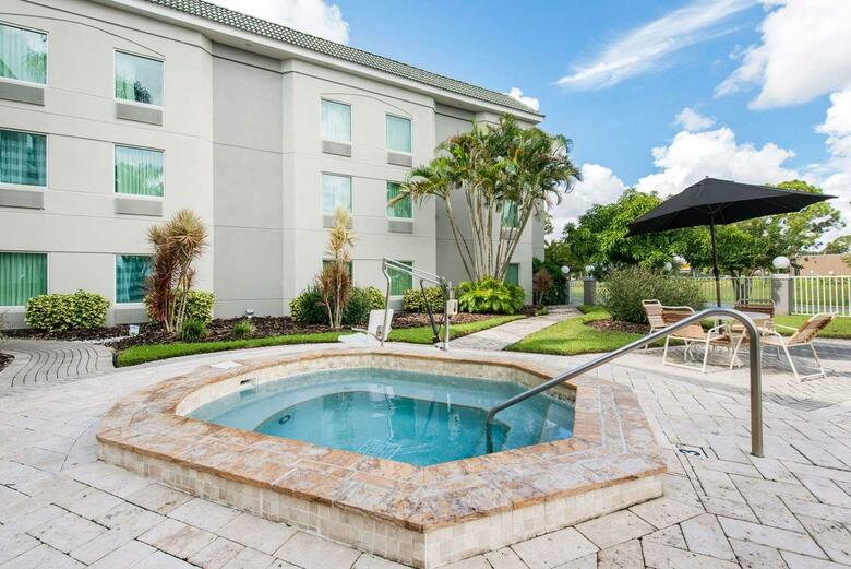 Hotel Sleep Inn Clearwater