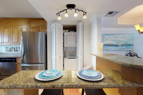 Apartamento Lighthouse Towers Condominium