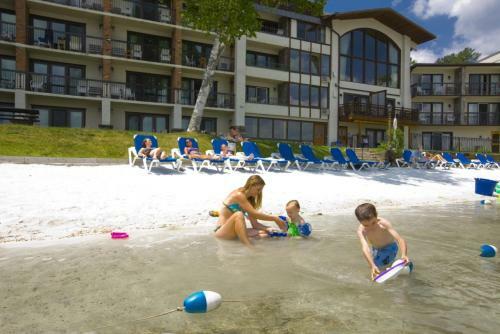 Hotel Golden Arrow Lakeside Resort