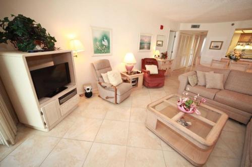Apartamento Sand Castle II Condo #605