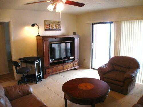 Apartamento Reef Club Luxury Beachfront Penthouse Condo