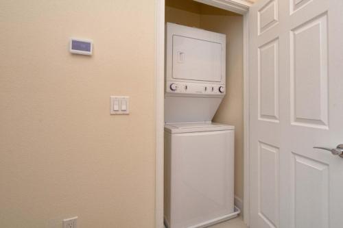 Still Drive 1523 Townhouse