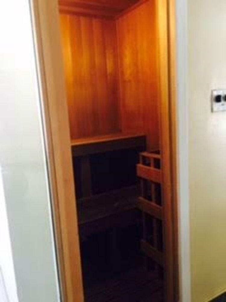 Hotel Days Inn Redwood City