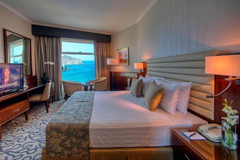 Hotel Oceanic (room Only)