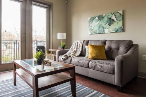 Apartamento Contemporary 1br | Arts + Dining + Shopping