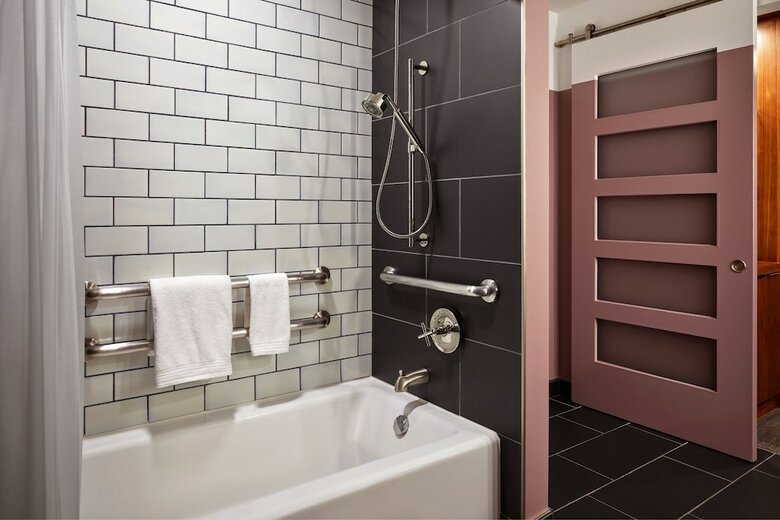 Cambria Hotel Downtown Dallas