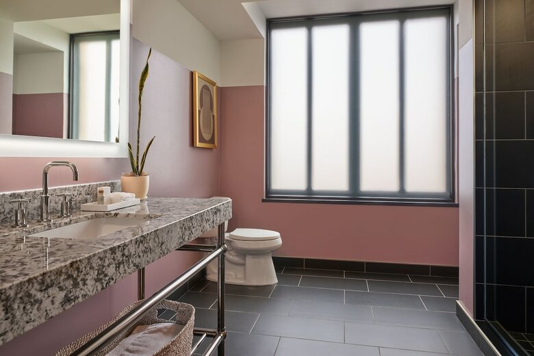 Cambria Hotel Downtown Dallas