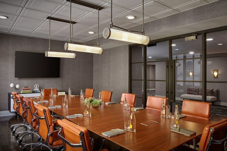 Cambria Hotel Downtown Dallas
