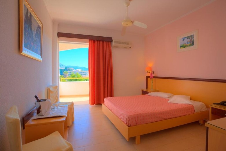 Hotel Livadi Nafsika