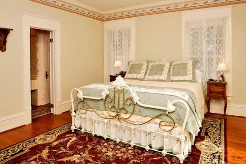 The Corinthian Bed And Breakfast