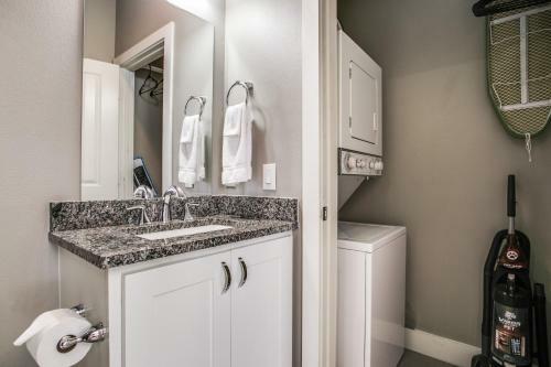 M Streets Brand New Apartment