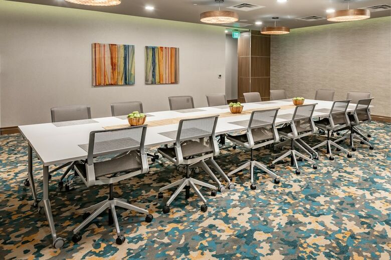 Hotel Element Dallas Downtown East