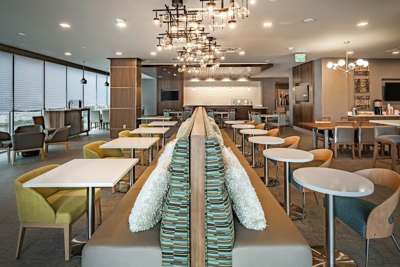 Hotel Element Dallas Downtown East