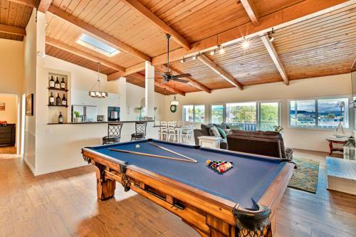 Dp-338 - Hillside Getaway Two-bedroom Holiday Home
